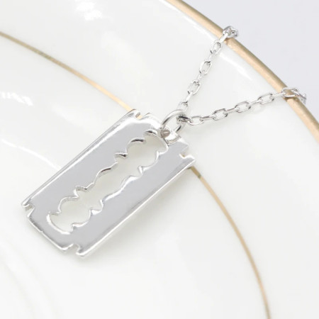 Collar con colgante de plata pura S925, diseño de hoja, estilo punk, joyería de fiesta, regalo para hombres y mujeres Collar con colgante de plata pura S925, diseño de hoja, estilo punk, joyería de fiesta, regalo para hombres y mujeres